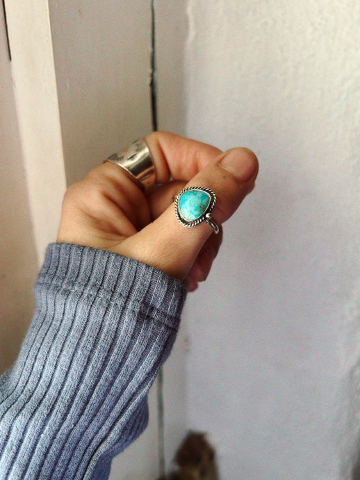 Anillo con turquesa. Estilo tradicional