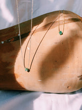 Cargar imagen en el visor de la galería, Cadena de bolitas con Cuarzo Verde